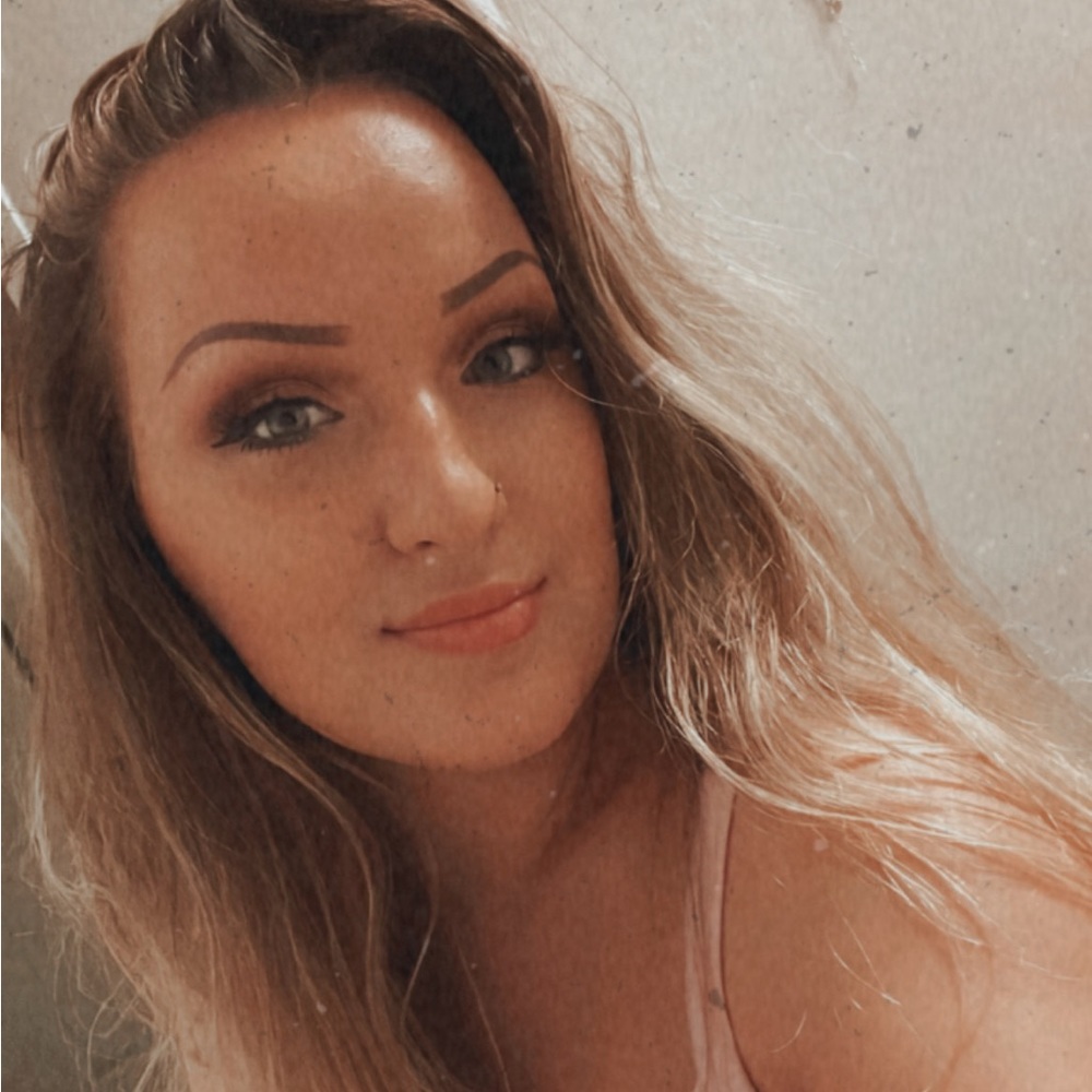 Meet your Posher, Sara